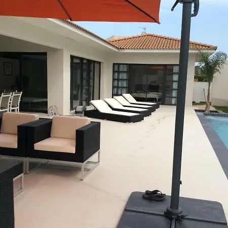 Villa Les Pins *